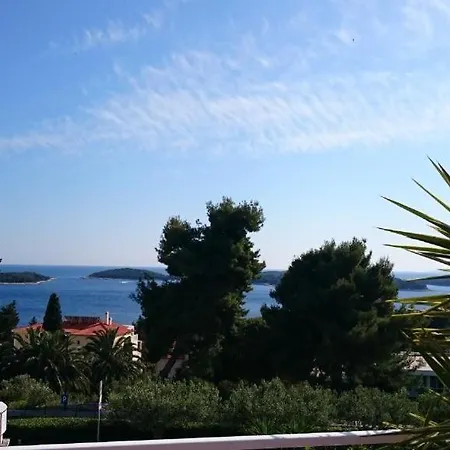 Apartments Mare 2 Hvar Town Exterior photo