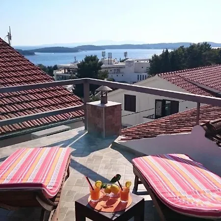 Apartments Mare 2 Hvar Town Exterior photo