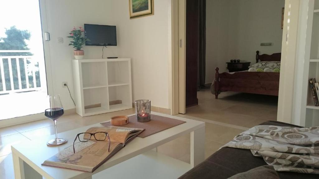 Mare 2 Apartment