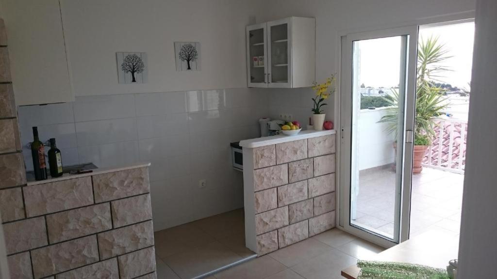 Apartment Mare 2