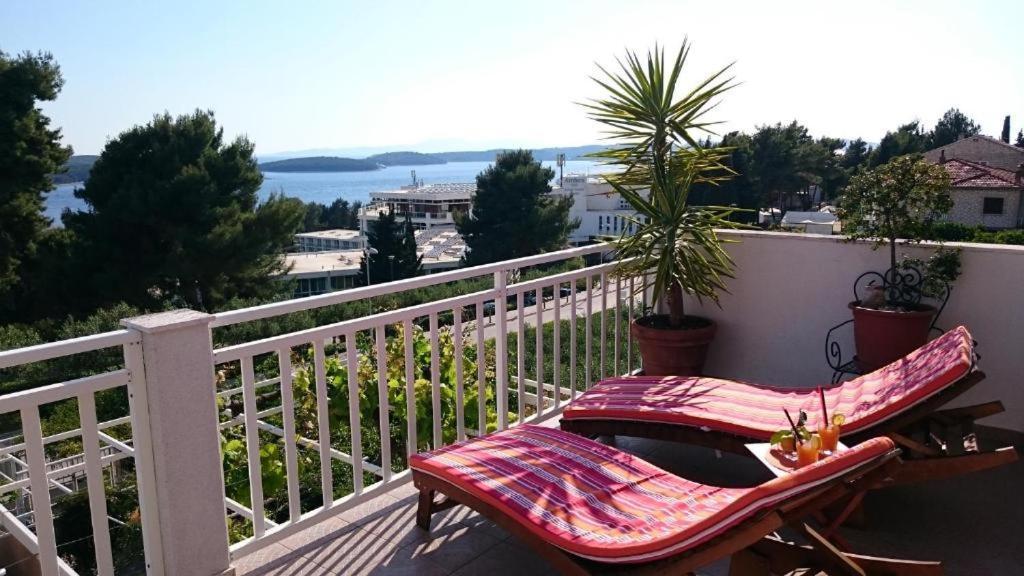 Mare 2 Apartment Hvar Town